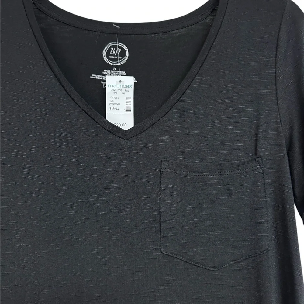 NWT Maurices 24/7 Women's Black Short Sleeve V Neck Shirt Top Size small - Picture 2 of 6